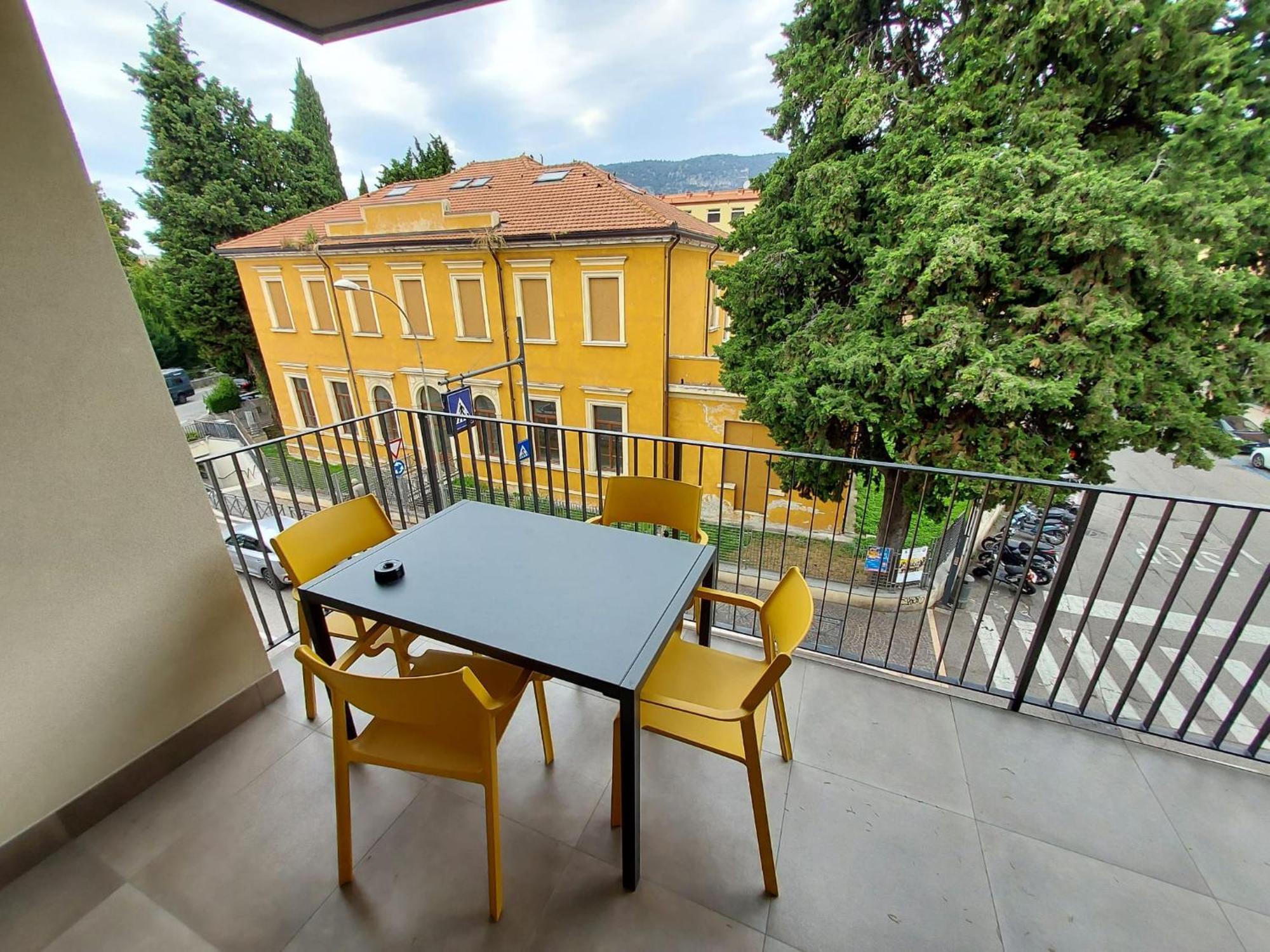 Apartmentsgarda Garda  Buitenkant foto